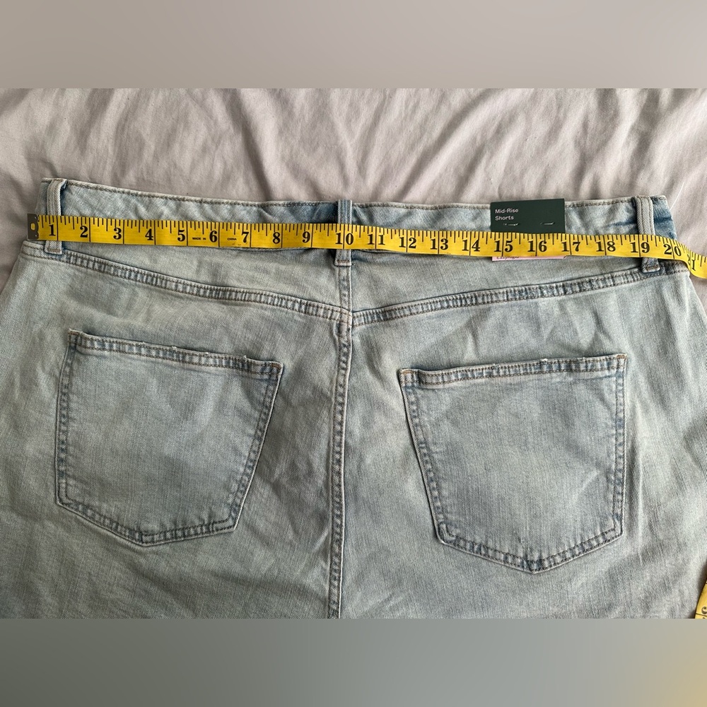 Wild Fable Light Blue Distressed Jean Shorts - Picture 4 of 6